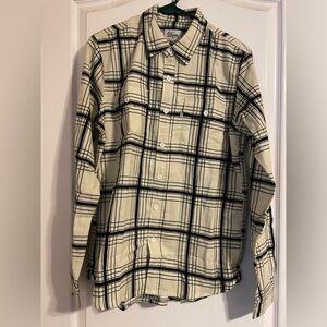 NWT DQM Plaid Button Up Long Sleeve Flannel Shirt Size Medium Streetwear‎ Casual